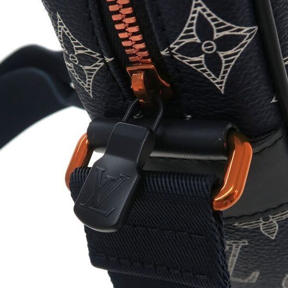 Louis Vuitton Monogram Ink Danube PM M43678 - Picture 7 of 9